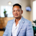 peter usmany wortell